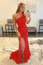 Robe de bal sirène asymétrique à sequins fuchsia avec fente