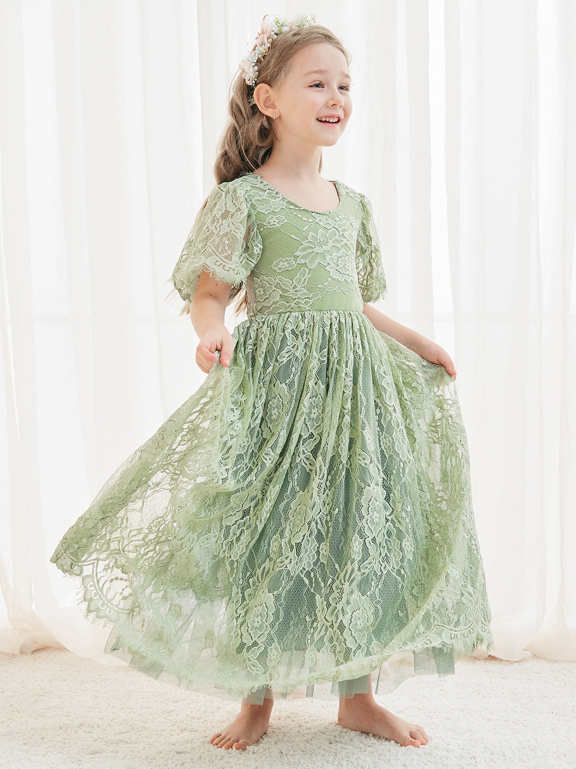 Vestido boho de niña de las flores color marfil, corte en A, de encaje y largo hasta el tobillo 