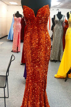 Robe de bal à imprimé cœur
