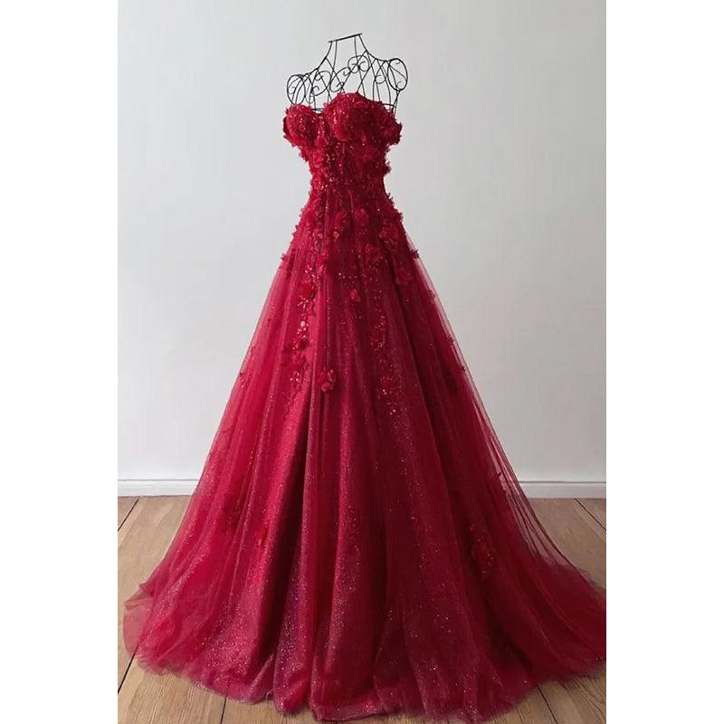 Vestido de noche glamuroso y dramático con hombros descubiertos, sin mangas, corte A y apliques
