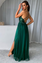 Vestido de fiesta con lentejuelas y escote en V