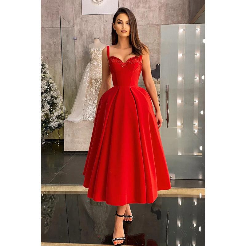 Vestido de fiesta vintage rojo con tirantes finos para regreso a casa