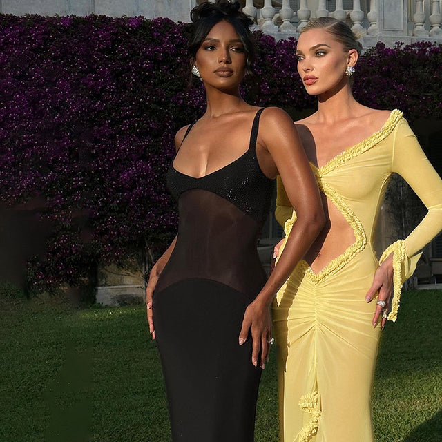 Vestido de noche sexy con borlas, manga larga, escote pronunciado y transparencias, color liso, primavera 2024. 