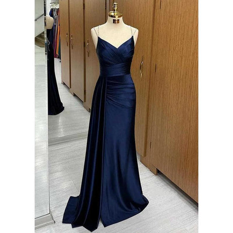 Robe de soirée à bretelles spaghetti et col en V, froncée et traîne 