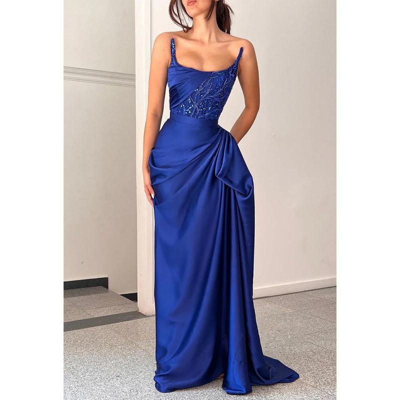 Robe de soirée empire en satin, ajustée, sans bretelles, froncée, avec des appliques 