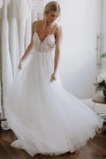 Robe de mariée dos nu en dentelle/tulle, modèle WD432
