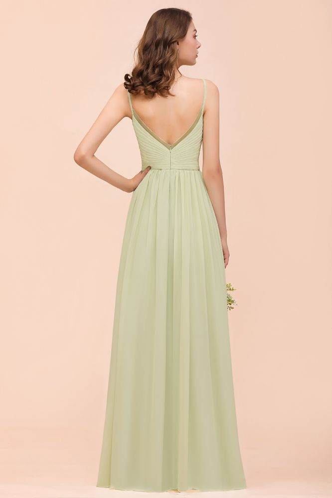 Vestido de dama de honor color salvia con espalda descubierta, largo hasta el suelo, ideal para primavera/verano.