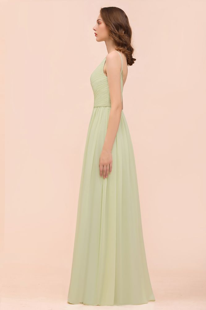 Vestido de dama de honor color salvia con espalda descubierta, largo hasta el suelo, ideal para primavera/verano.