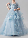 Robe de bal à col rond et traîne balai, robe de demoiselle d'honneur à manches longues