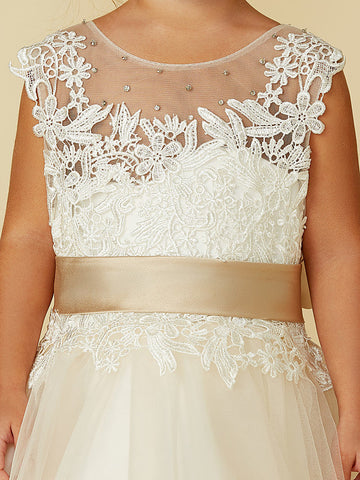 Vestido de gala de encaje y tul sin mangas con cuello joya para bodas, fiestas, concursos y damitas de honor.