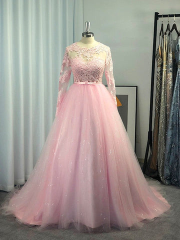 Robe de bal à manches longues en tulle et dentelle ornée de bijoux