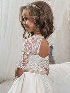 Vestido de gala de satén mate con cuello joya, cola de cepillo y mangas, ideal para bodas, cumpleaños, concursos de belleza y damitas de honor.