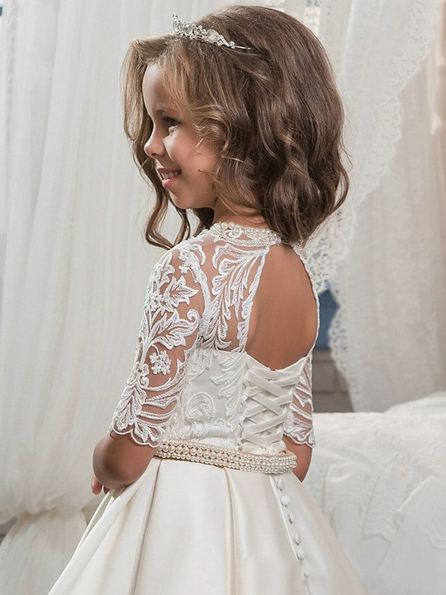 Vestido de gala de satén mate con cuello joya, cola de cepillo y mangas, ideal para bodas, cumpleaños, concursos de belleza y damitas de honor.