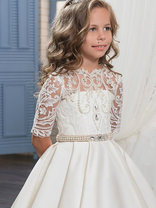Vestido de gala de satén mate con cuello joya, cola de cepillo y mangas, ideal para bodas, cumpleaños, concursos de belleza y damitas de honor.