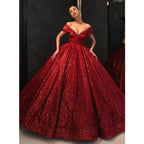 Robe de soirée longue bordeaux à paillettes, épaules dénudées 