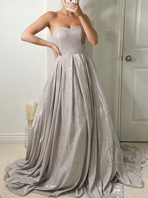 Vestidos de baile de gala con volantes, sin mangas, lentejuelas y escote corazón