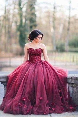 Vestido de novia de corte princesa, escote corazón, tul burdeos con flores hechas a mano WD238 