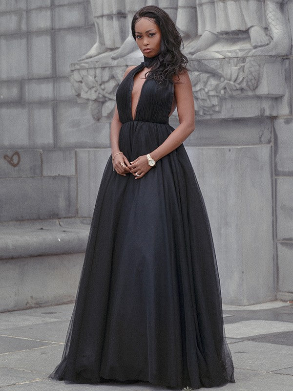 Robe de bal en tulle à volants, col en V, sans manches, traîne courte