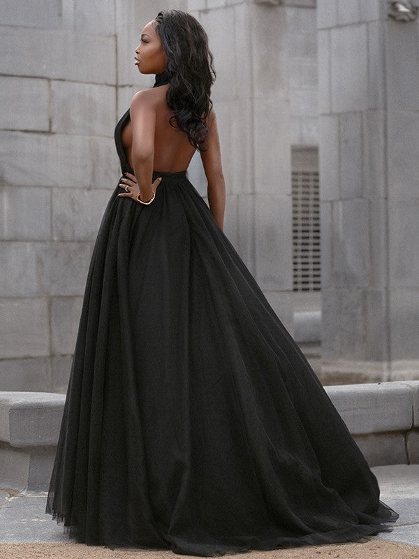 Robe de bal en tulle à volants, col en V, sans manches, traîne courte