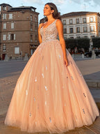 Robe de bal longue sans manches en tulle, col en V et perles