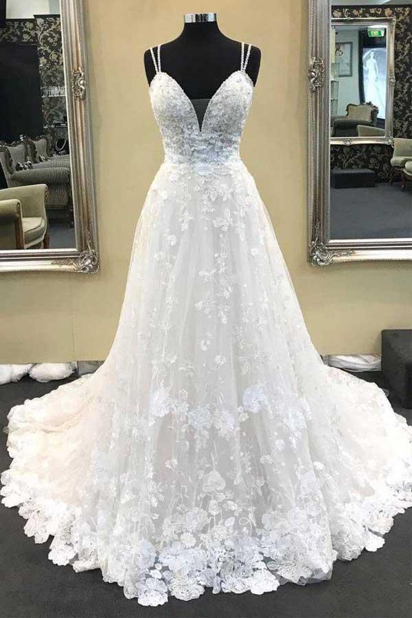 Robe de bal longue en dentelle ivoire, col en V et fines bretelles, modèle WD331
