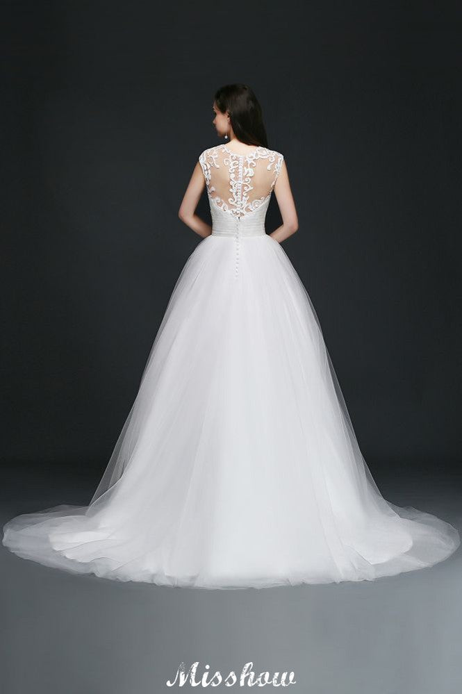 Robe de bal élégante en tulle à col en V et boutons