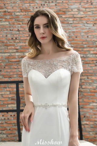 Vestido de novia de satén, corte sirena, manga corta, estilo barco, con cola de barrido.