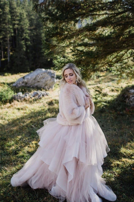 Magnifiques robes de mariée trapèze en tulle sans manches, dos nu et col en V, à col en V et coupe trapèze