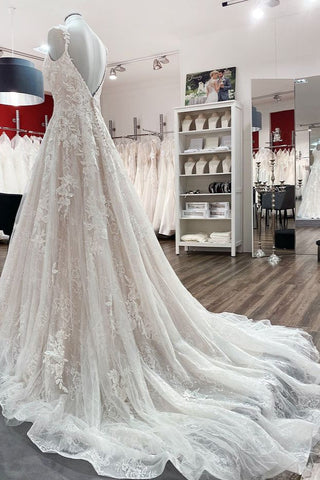 Hermosos vestidos de novia largos de corte A, tul, encaje, escote en V, espalda descubierta