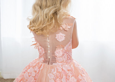 Precioso vestido largo de gala para niña de las flores con apliques de tul y encaje.