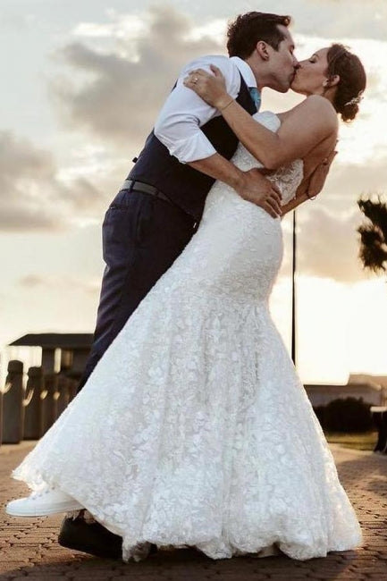 Beautiful Long Mermaid Sleeveless Wedding Dresses With Lace