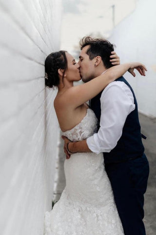 Preciosos vestidos de novia largos de sirena sin mangas con encaje