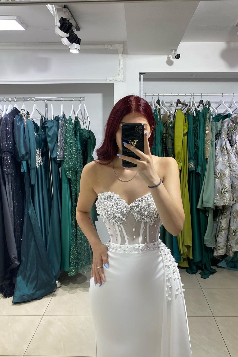 Beautiful Long Strapless Sleeveless Mermaid Prom Dress With Rhinestone