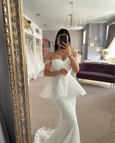 Preciosos vestidos de novia blancos sin mangas con escote corazón, tul, encaje y apliques, estilo sirena.