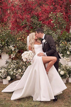 Magnifique robe de mariée blanche simple, coupe trapèze, avec fente latérale