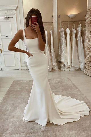Precioso vestido de novia largo con tirantes finos