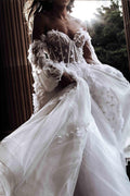 Magnifique robe de mariée bustier sans manches en dentelle