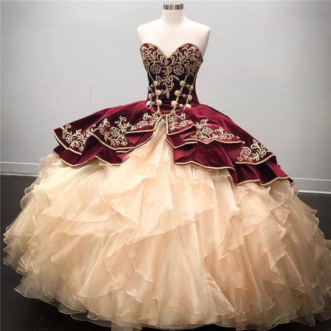 El mejor vestido largo de gala de organza con escote corazón para quinceañera