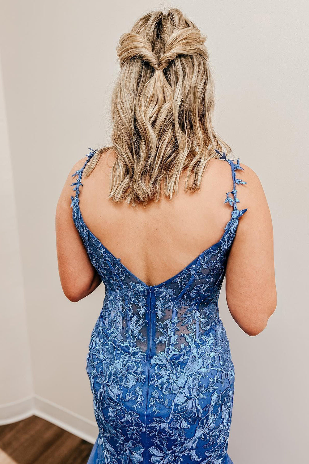 Spaghetti Straps Mermaid Prom Dress With Appliques