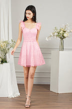 Robe de bal courte rose Biztunnel, coupe trapèze, décolleté cœur, tulle et perles