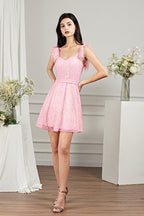 Robe de bal courte rose Biztunnel, coupe trapèze, décolleté cœur, tulle et perles