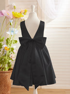 Elegante vestido de niña de las flores de satén con corte en A, espalda en V y lazo, hasta la rodilla 