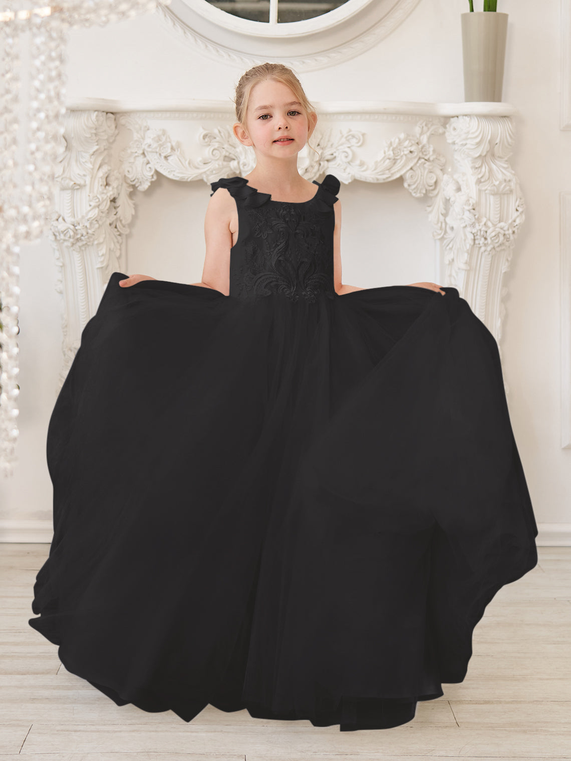 Elegante vestido blanco de tul para niña de las flores con cola corta 