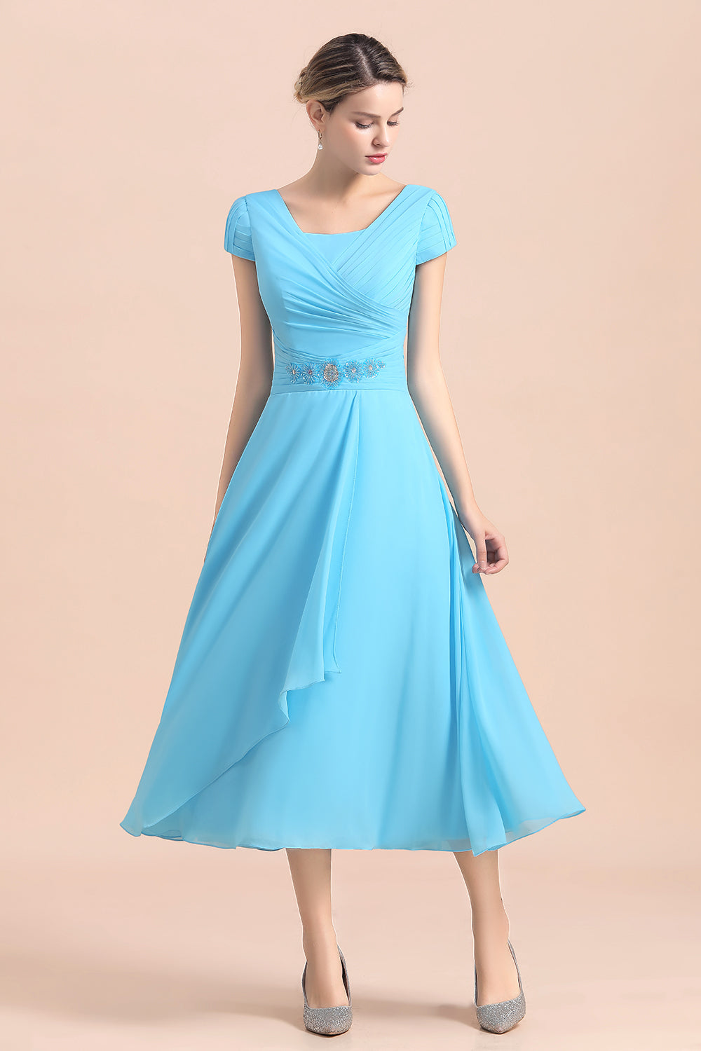 Vestido azul de gasa de manga corta para la madre de la novia, largo té, disponible en línea