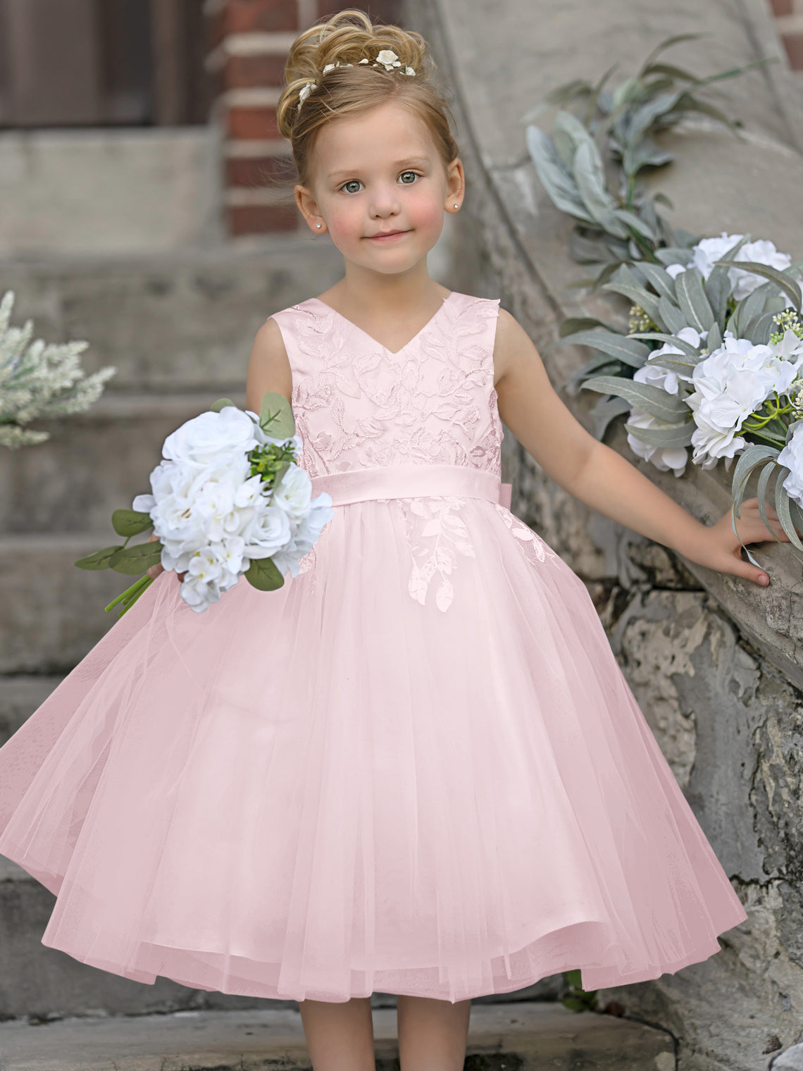 Robe de demoiselle d'honneur sans manches en dentelle et tulle, longueur genou 
