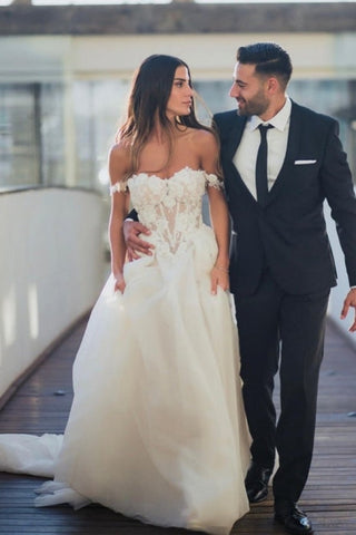 Vestidos de novia bohemios de corte A, tul, hombros descubiertos y encaje 
