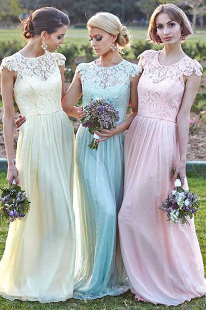Vestidos largos de dama de honor de gasa con cuello redondo pequeño, encaje y manga corta. 