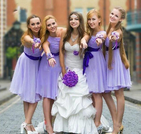 Vestidos cortos de dama de honor de gasa lavanda con un solo hombro, vestidos para fiesta de bodas