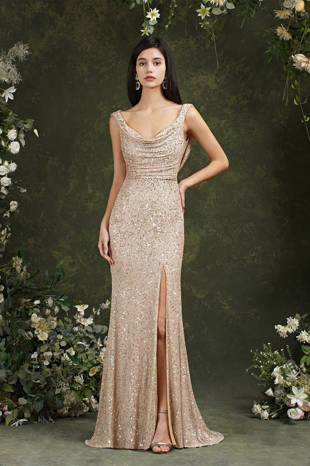 Robe de demoiselle d'honneur/de bal sirène à paillettes, décolleté dégagé, dos nu, avec fente latérale