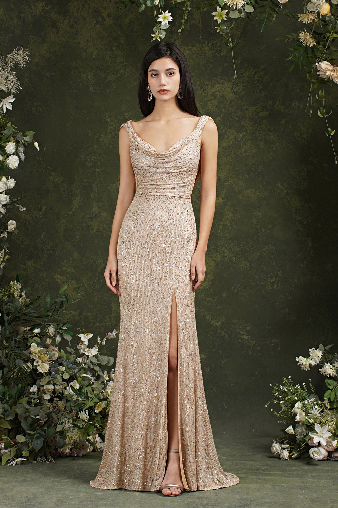Robe de demoiselle d'honneur/de bal sirène à paillettes, décolleté dégagé, dos nu, avec fente latérale